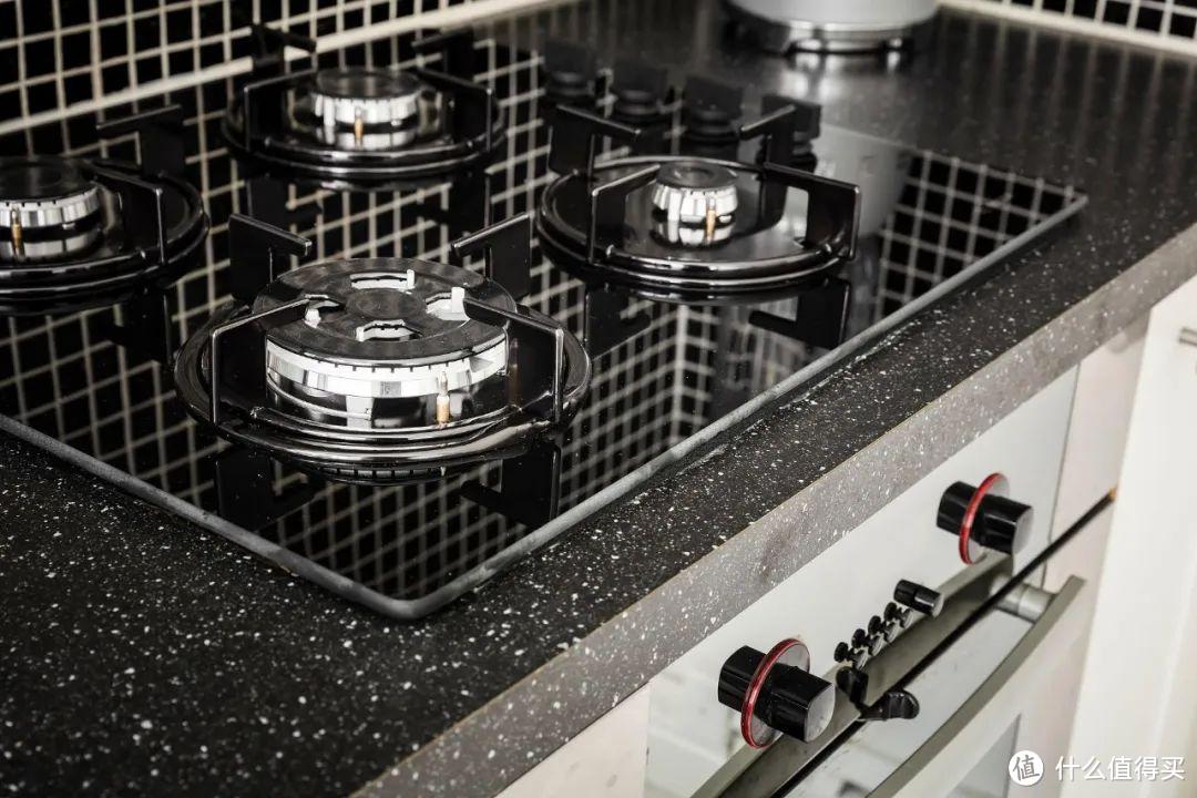 燃气灶维修保养,让你的厨房永远安全可靠!